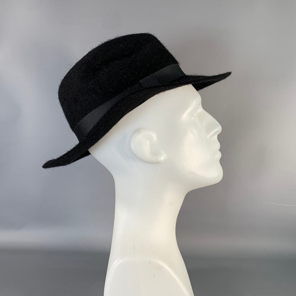 VINTAGE Size One Size Black Felt wool Hats